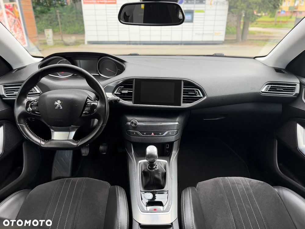 Peugeot 308 2.0 Blue HDi Allure S&S - 26
