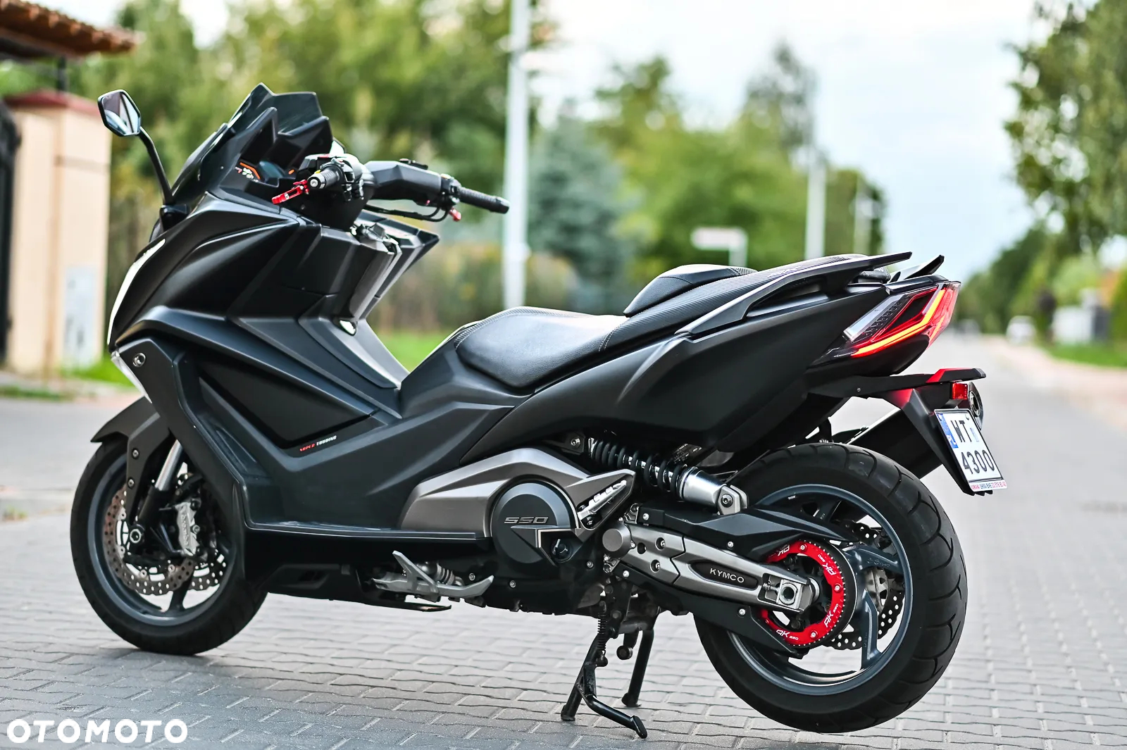 Kymco AK 550 - 21