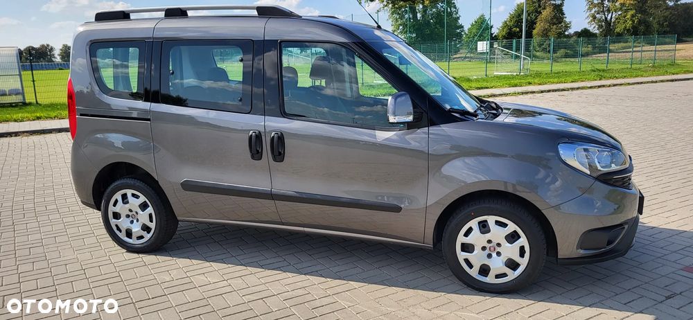 Fiat Doblo 1.4 T-Jet 16V Easy - 24