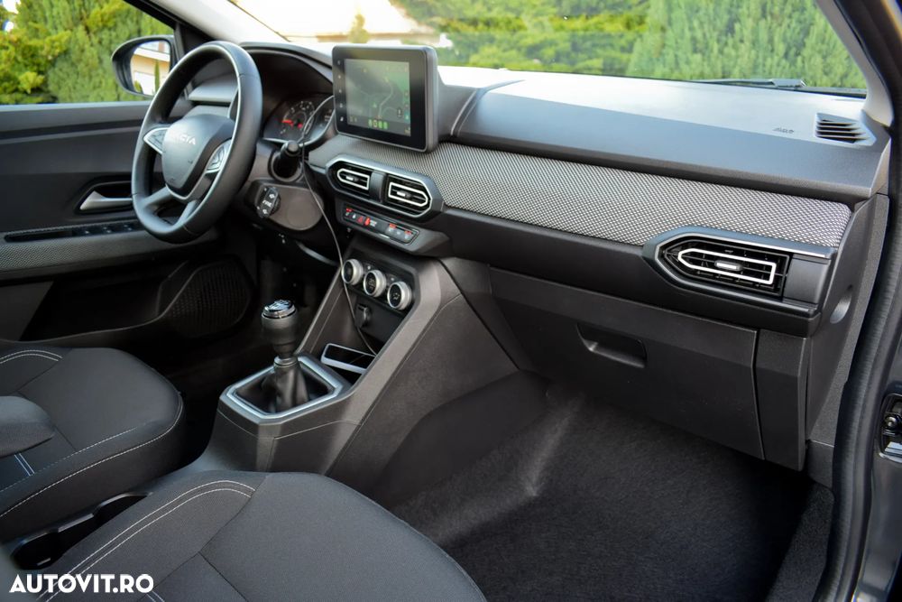 Dacia Logan ECO-G 100 MT6 Prestige+ - 32