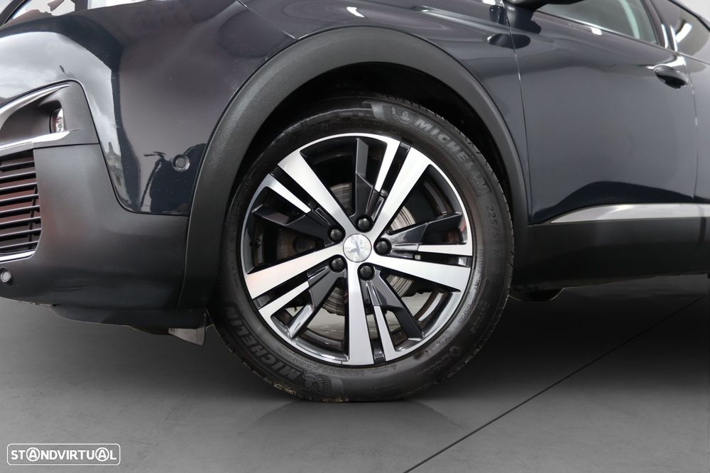 Peugeot 3008 PureTech 130 Stop & Start GPF EAT8 Allure - 17