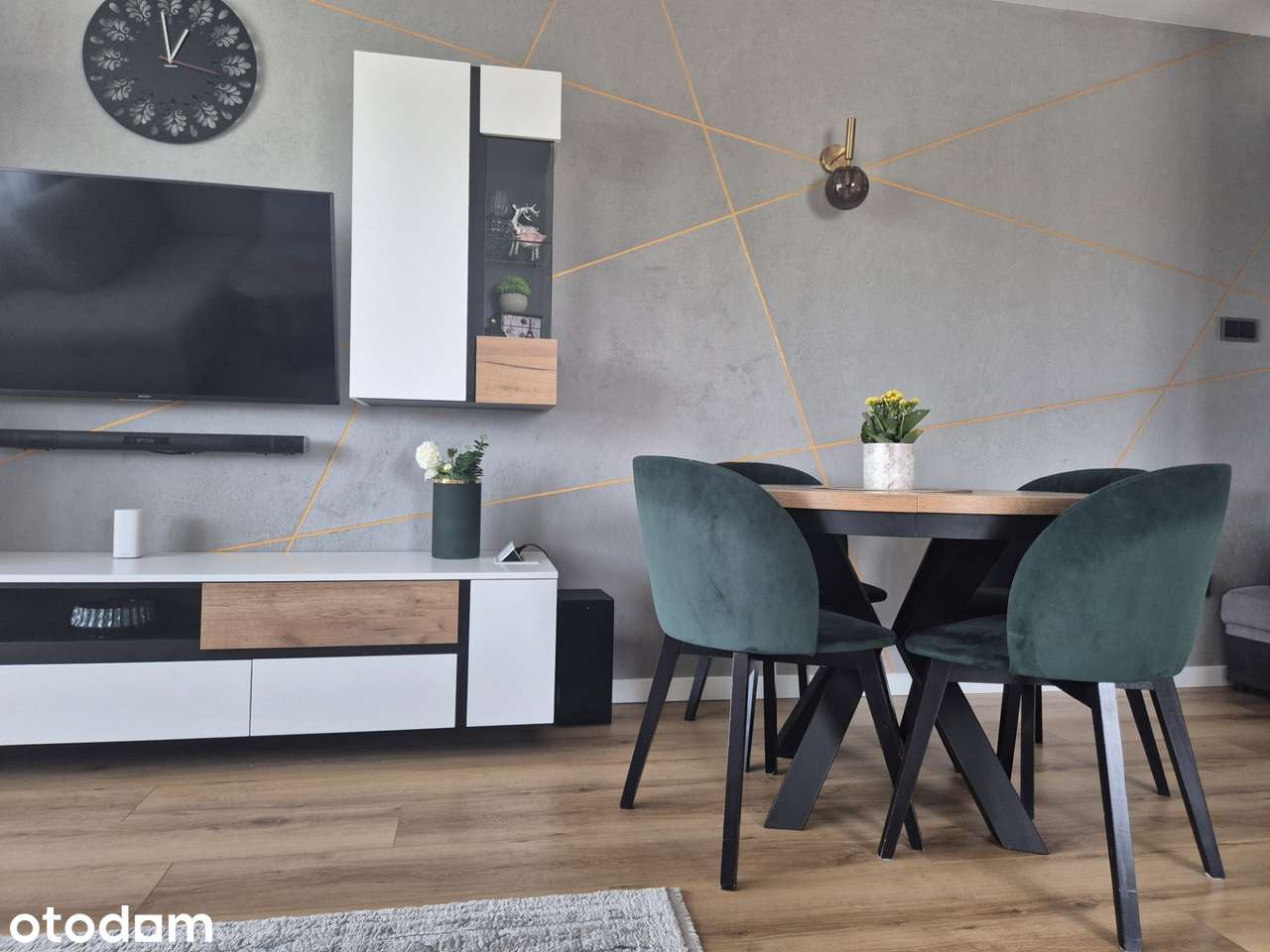 Mieszkanie 60,97m2 + strych użytkowy 11,20 m2 (ul. Miła/ Drabinianka)