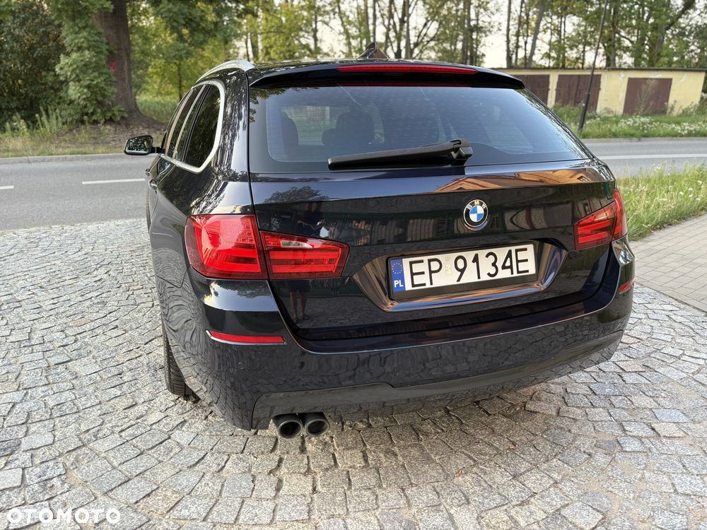 BMW Seria 5 520d Touring - 22