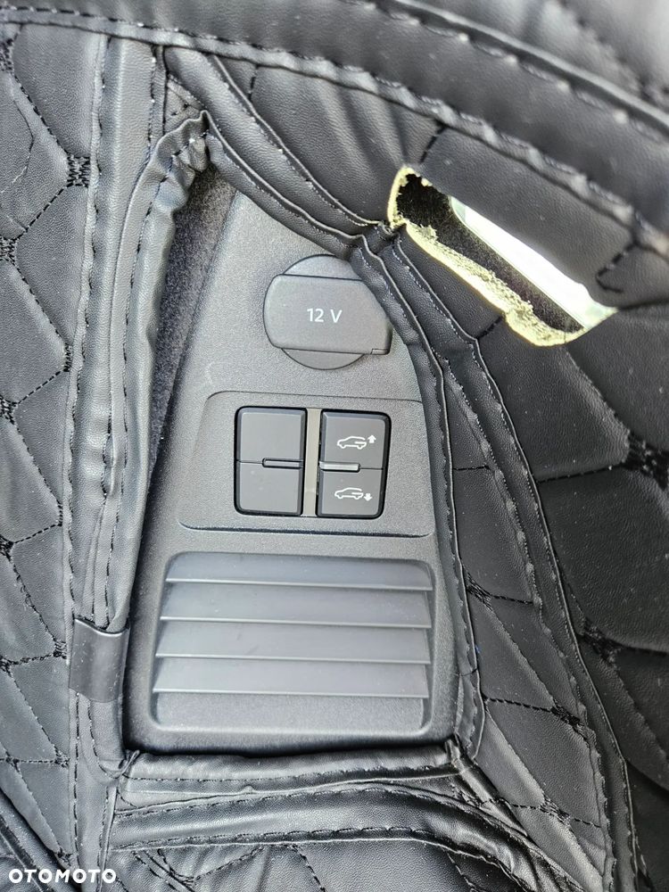 Volkswagen Touareg 3.0 V6 TFSI 4Motion R-Line - 32