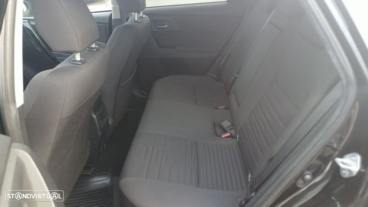 Toyota Auris Touring Sports 1.4 D-4D Comfort+Pack Sport - 8