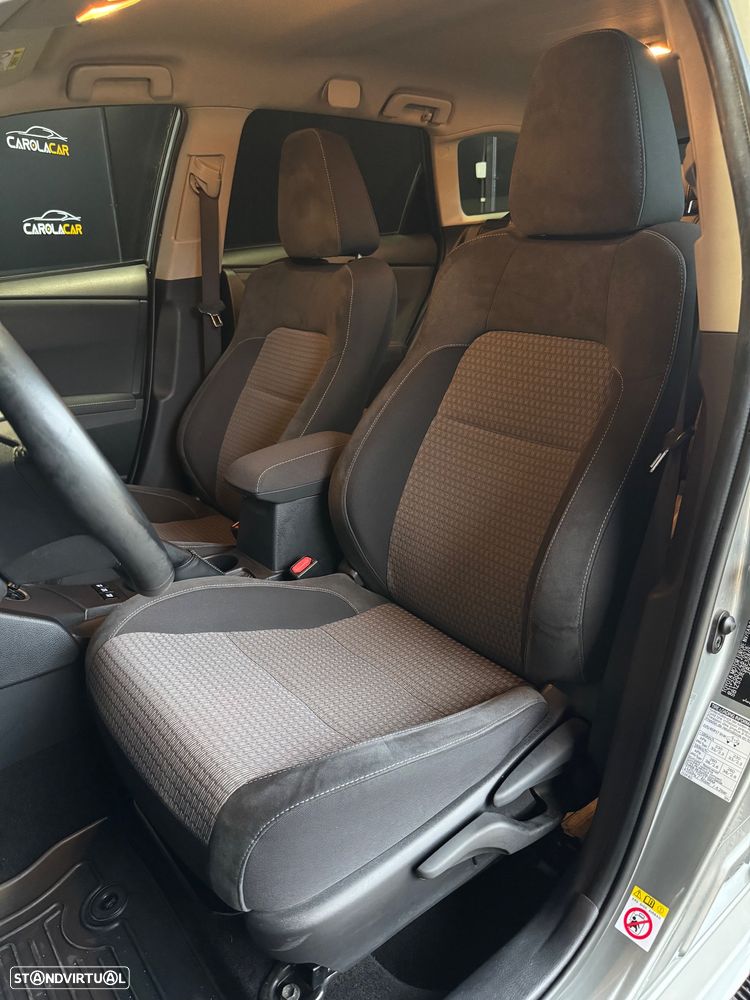 Toyota Auris Touring Sports 1.8 HSD Exclusive - 7