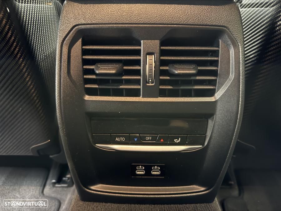 BMW M3 Competition M xDrive - 41