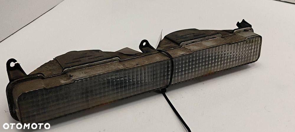 KIERUNKOWSKAZ LEWY CADILLAC ELDORADO 59702871 - 1