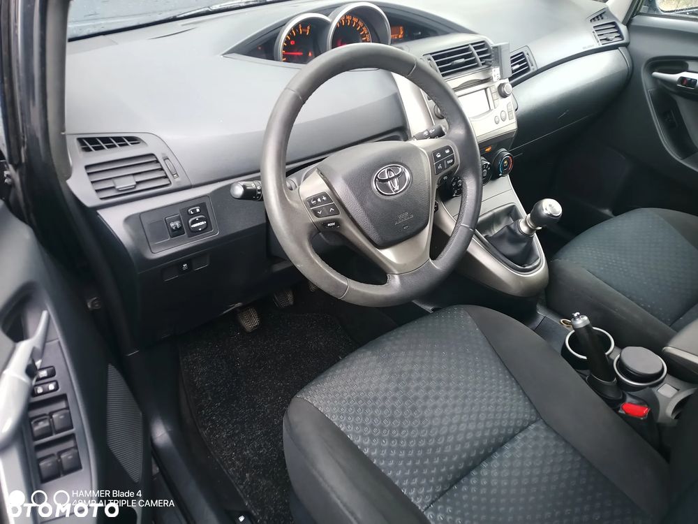 Toyota Verso 2.0 D-4D Edition - 21