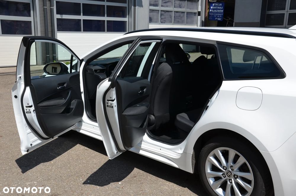 Toyota Corolla 1.8 Hybrid Executive - 30