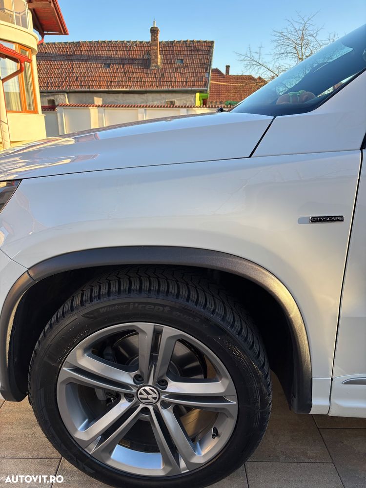 Volkswagen Tiguan - 4