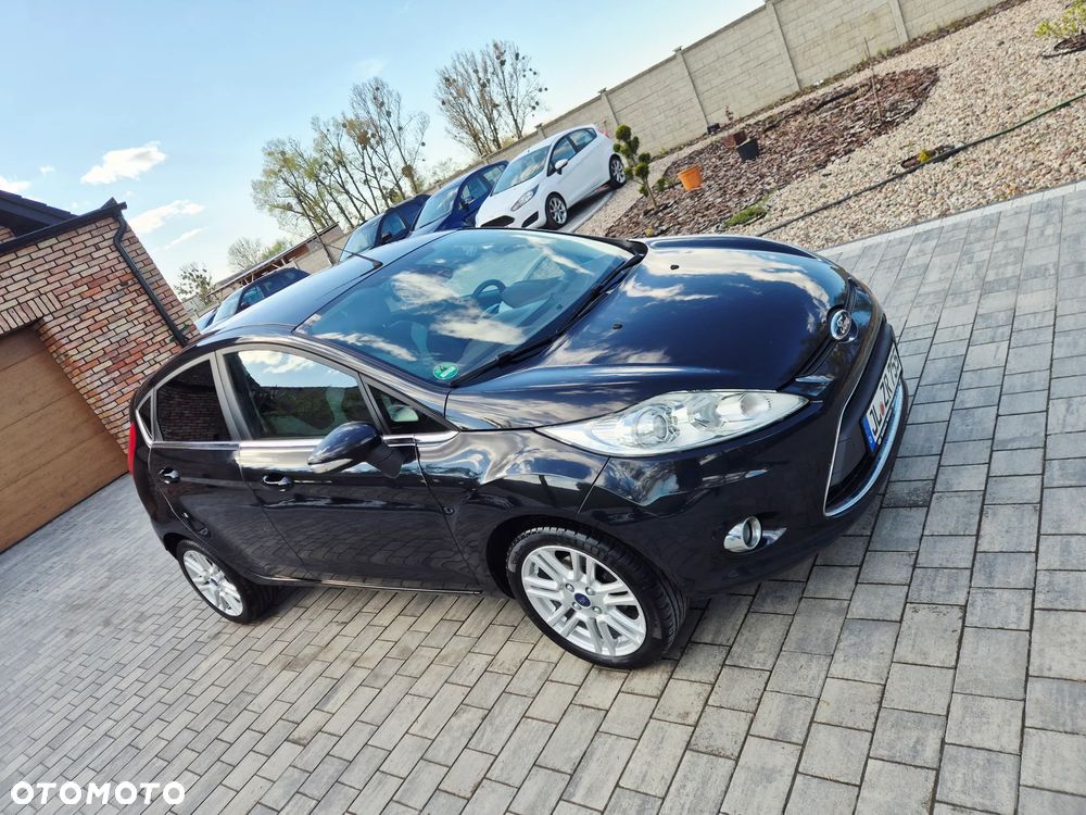 Ford Fiesta 1.4 Champions Edition - 8