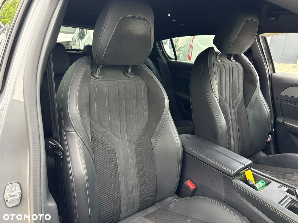 Peugeot 308 BlueHDi 130 EAT8 GT - 10
