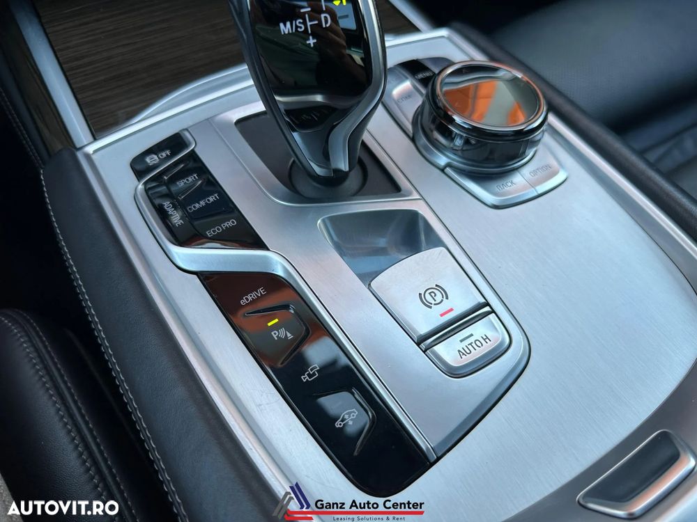BMW Seria 7 740Le iPerformance - 35
