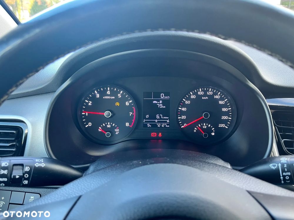 Kia Stonic 1.0 T-GDI L - 8