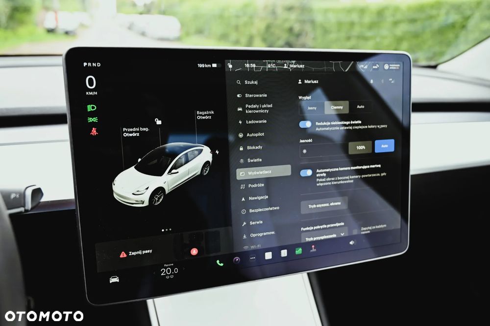 Tesla Model 3 - 33
