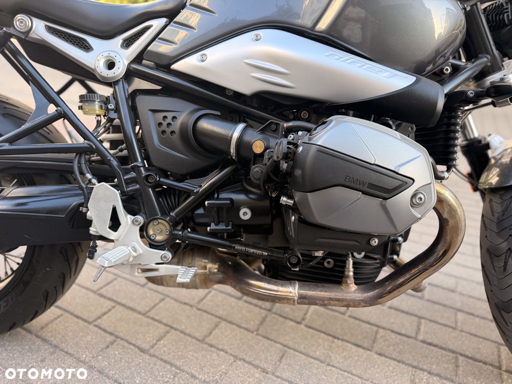 BMW R - 7