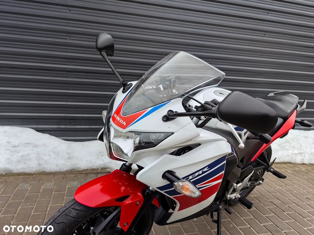 Honda CBR - 11