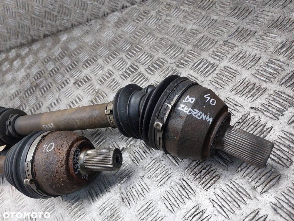 PÓŁOŚ LEWY PRZÓD + PRAWY PRZÓD FORD MONDEO MK4 2.0 16V MANUAL - 2