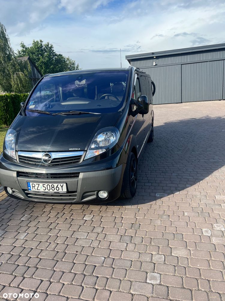 Opel Vivaro - 8