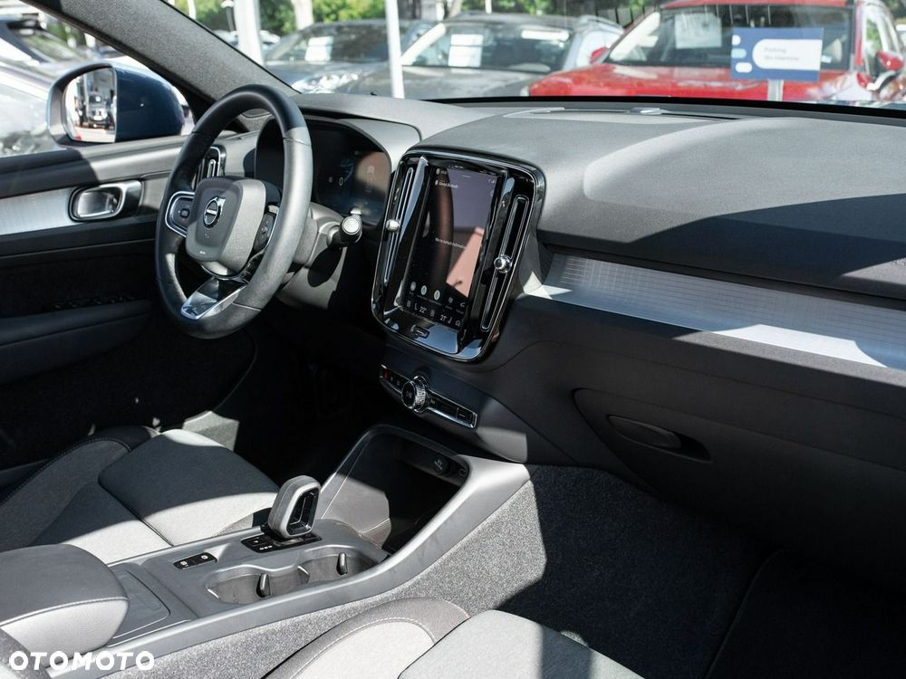 Volvo XC 40 B3 Core - 32