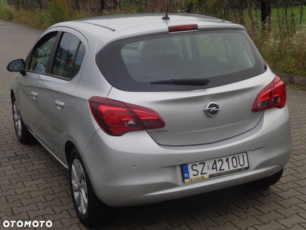 Opel Corsa 1.2 16V Essentia - 2