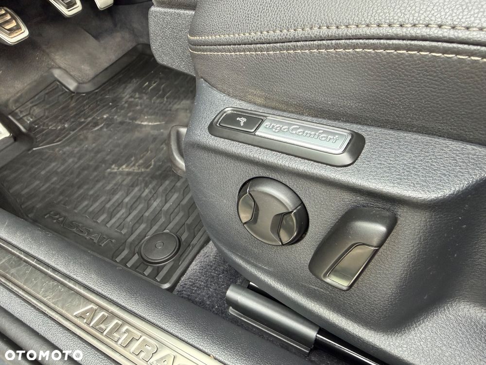 Volkswagen Passat Alltrack 2.0 TDI SCR (BMT) 4Mot - 17