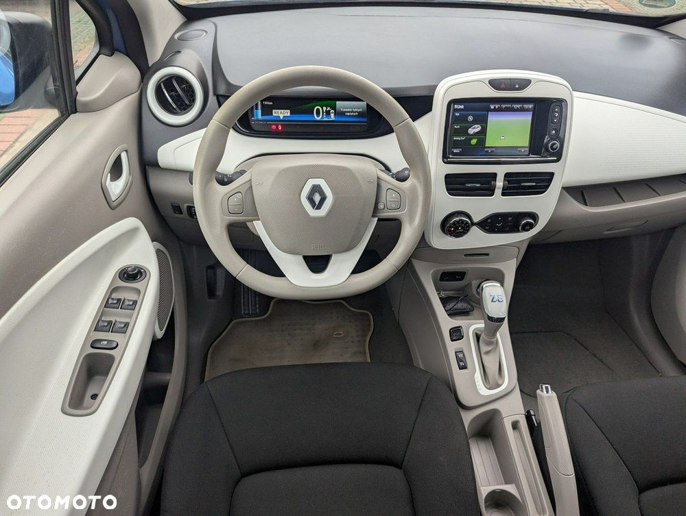 Renault Zoe - 23
