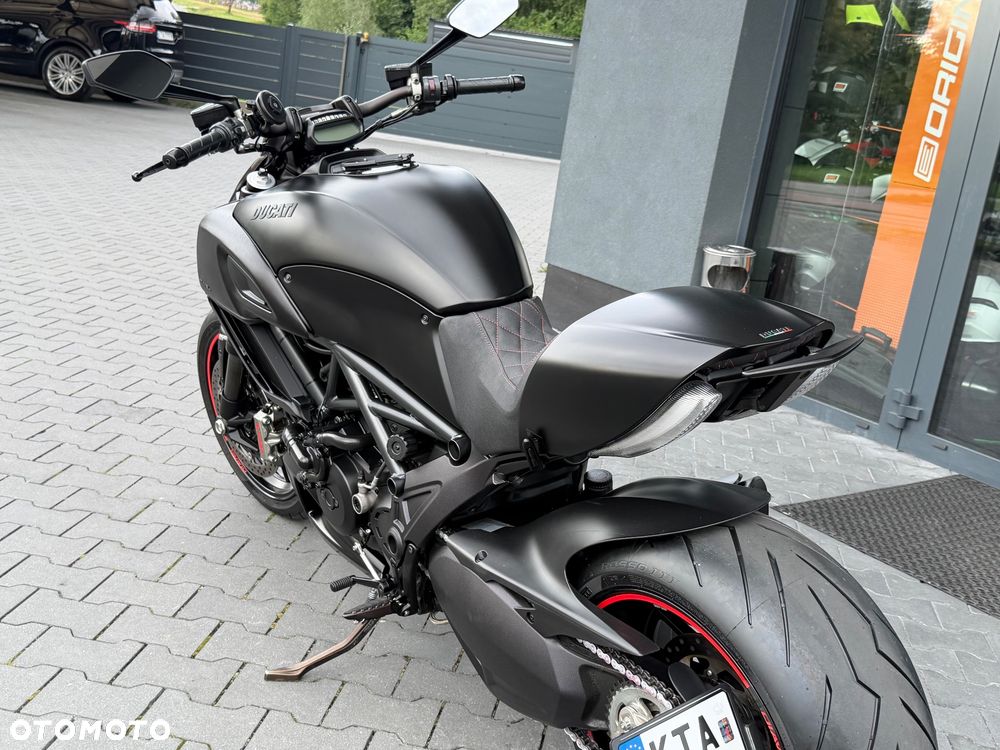 Ducati Diavel - 30