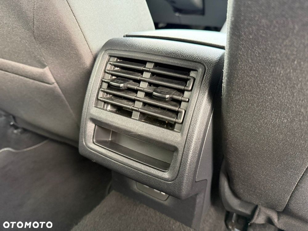 Volkswagen Golf Variant 1.5 eTSI mHEV Life DSG - 28