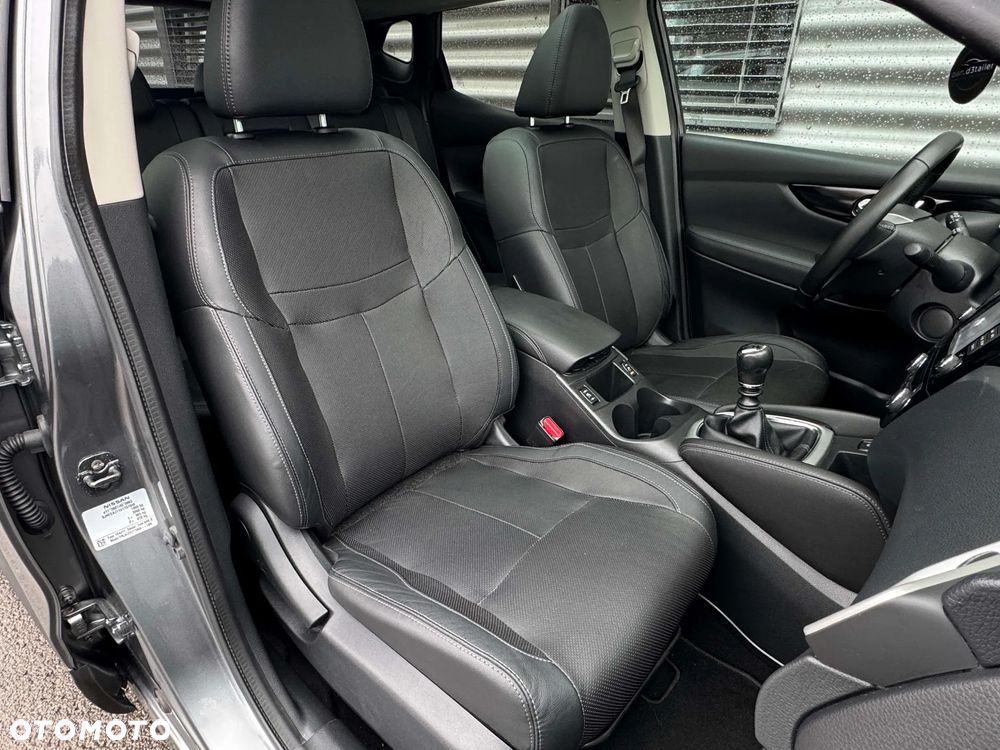 Nissan Qashqai 1.2 DIG-T Tekna EU6 - 35