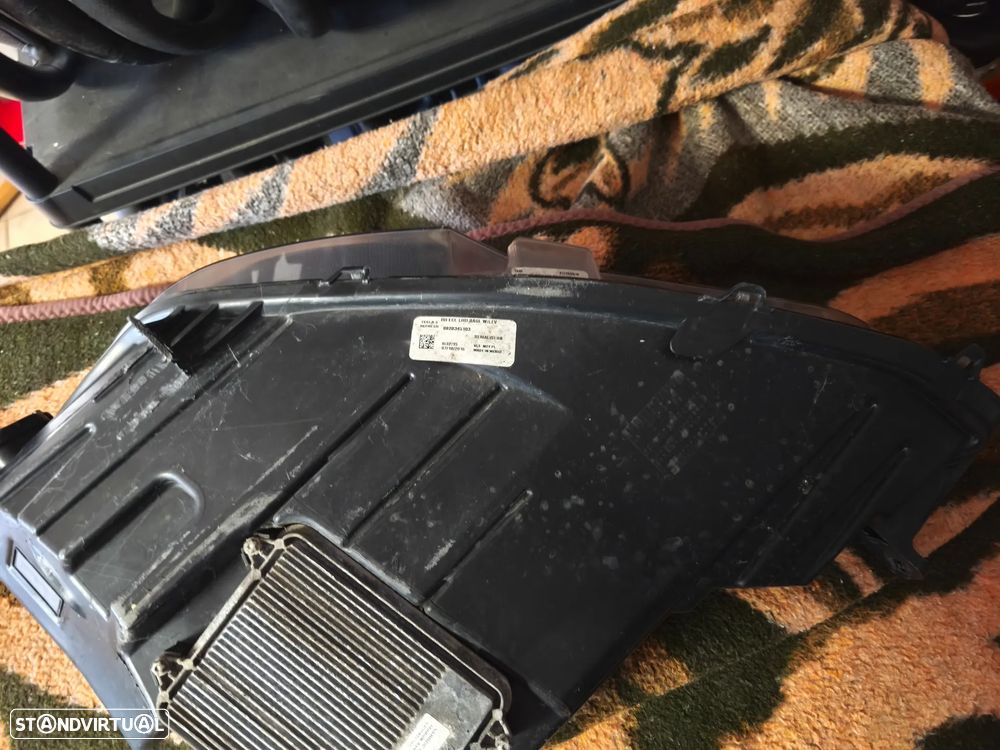 Farol direito full Led Tesla modelo S facelift - 8