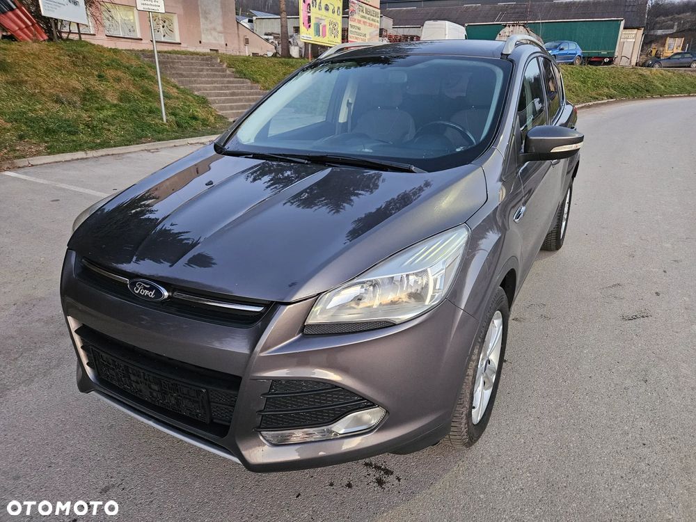 Ford Kuga - 1