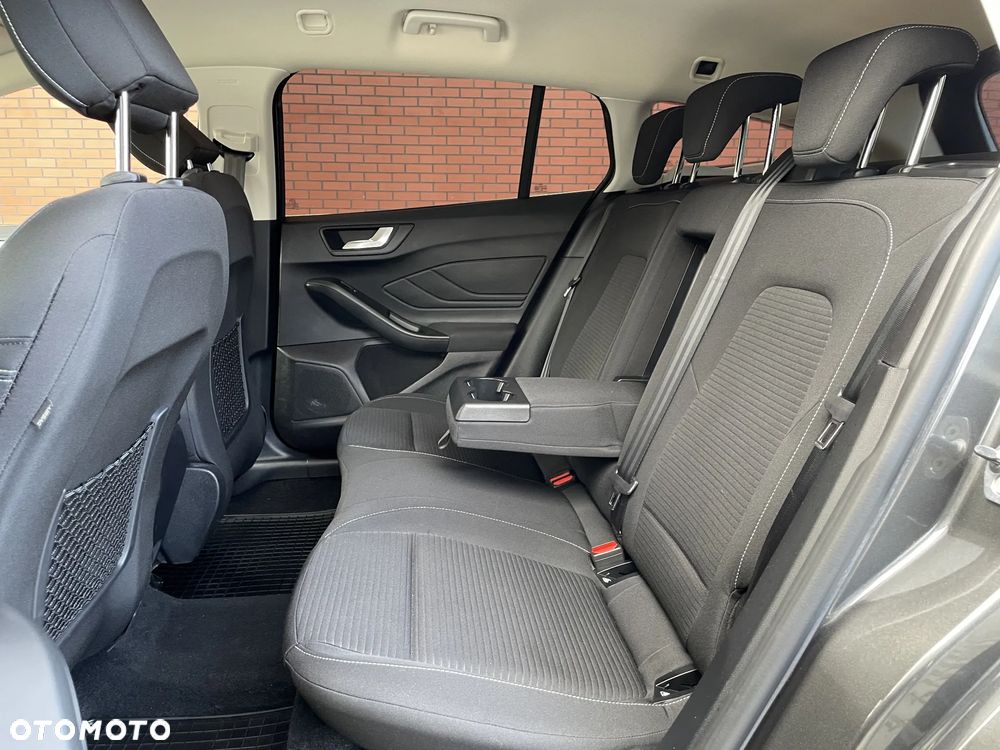 Ford Focus 1.5 EcoBlue Start-Stopp-System TITANIUM STYLE - 36