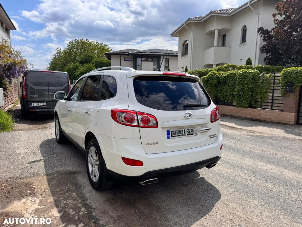 Hyundai Santa Fe 2.2 CRDi 4WD CPF Automatik Premium - 3