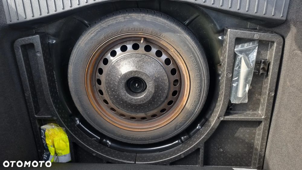 Ford C-MAX 2.0 TDCi Start-Stop-System Titanium - 6