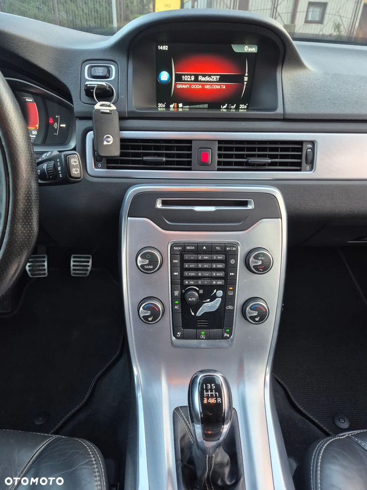 Volvo V70 D3 Summum - 30