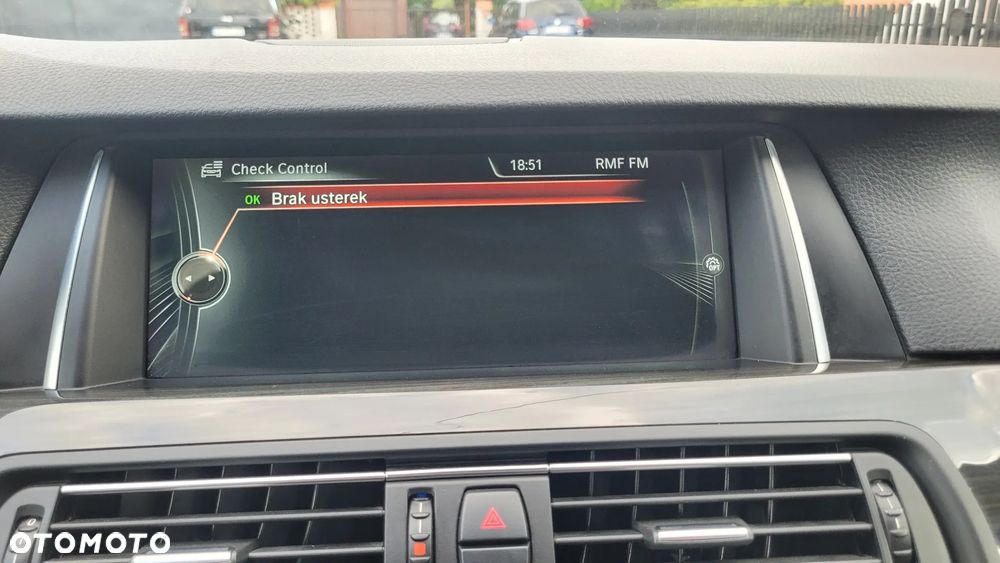 BMW Seria 5 520d Luxury Line - 23