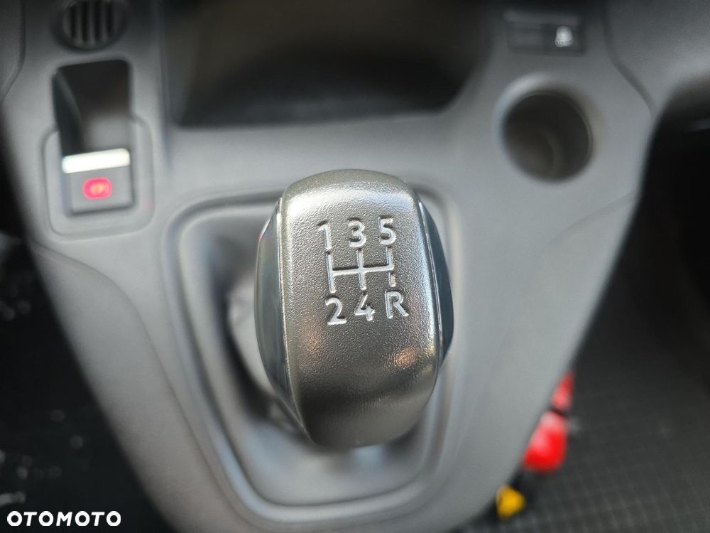 Peugeot partner-van - 13