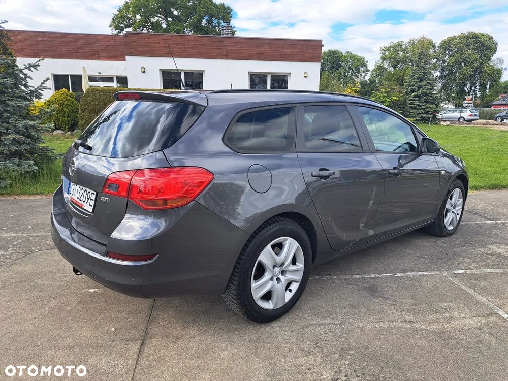 Opel Astra 2.0 CDTI DPF Automatik - 11