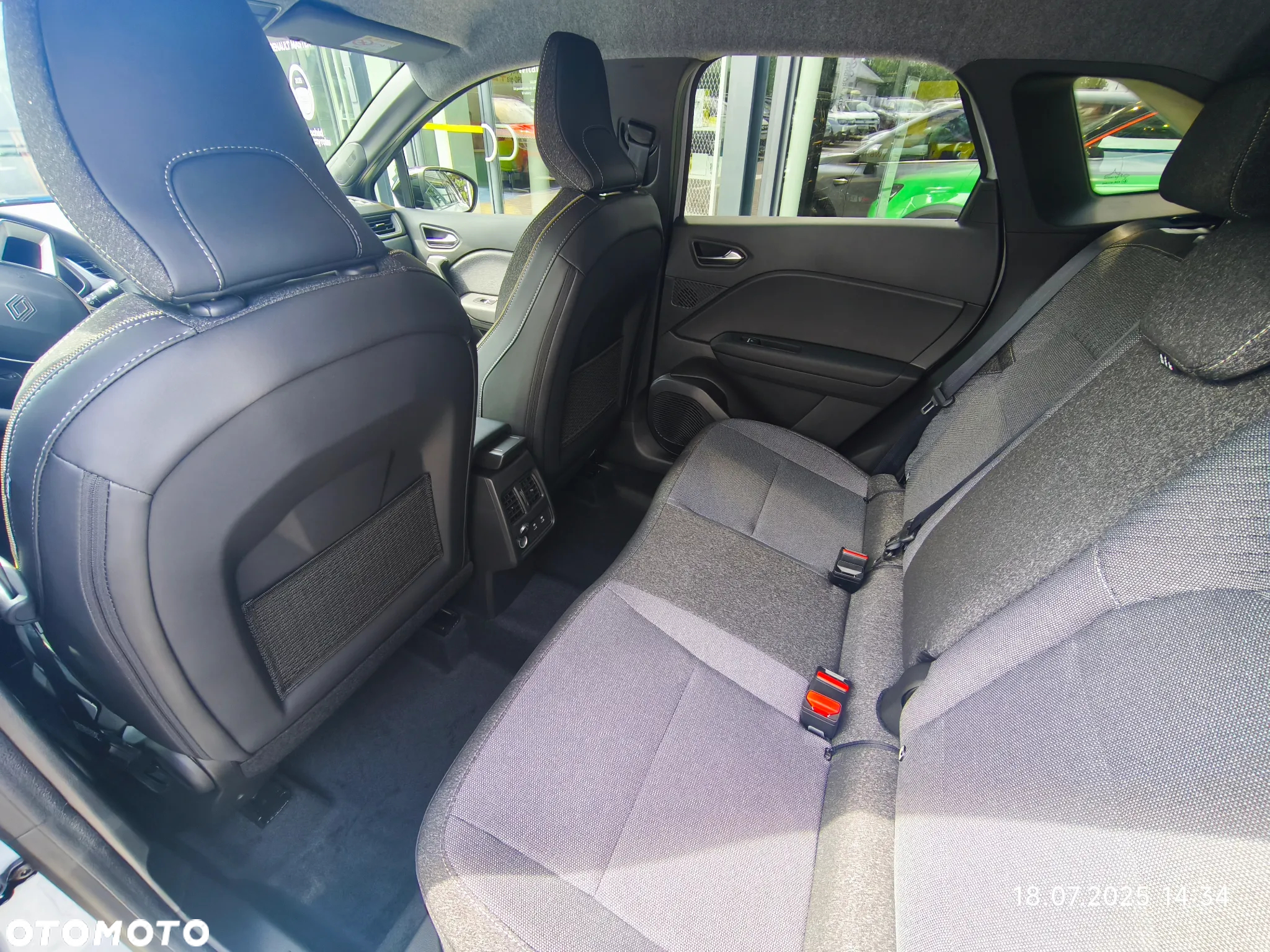 Renault Symbioz 1.6 E-Tech Full Hybrid 145 Techno - 8
