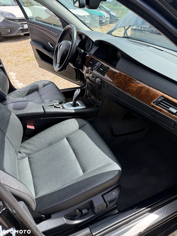 BMW Seria 5 530i - 10