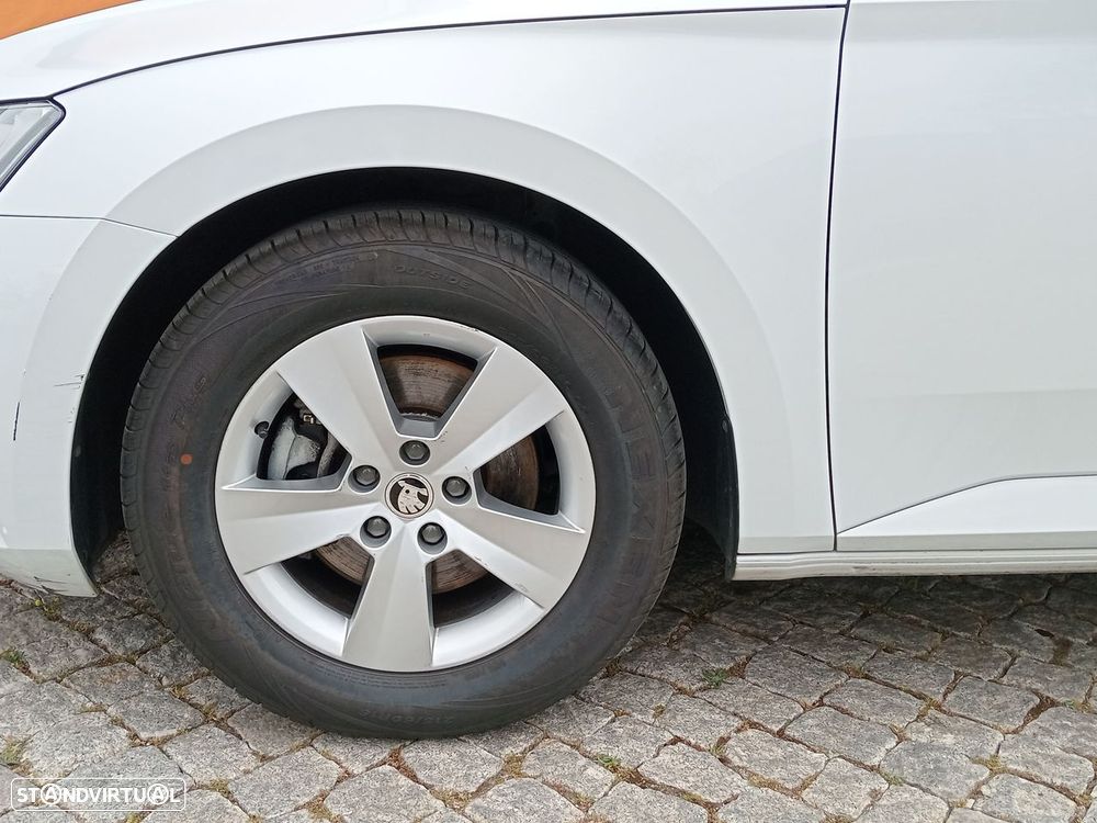 Skoda Superb - 17