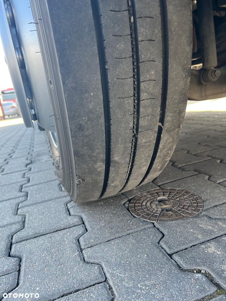 Mercedes-Benz Atego 1218 kontener winda mały Przebieg sprowadzony wron-pol - 15