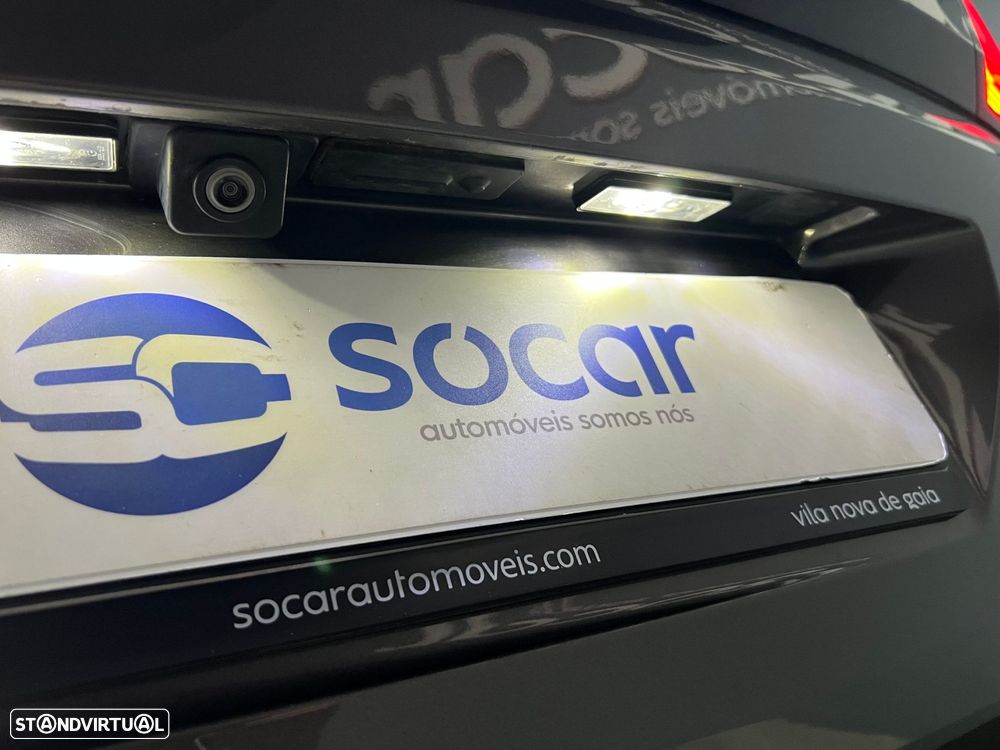 Peugeot 3008 1.6 Hybrid Allure Pack e-EAT8 - 8