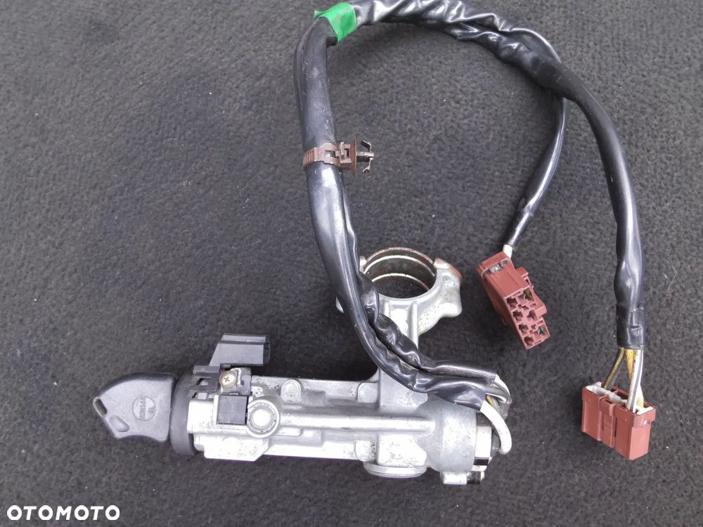 STACYJKA ZAPŁONOWA KLUCZYK HONDA CIVIC VI S04-81 - 2