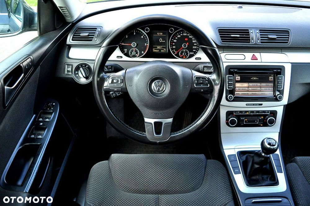 Volkswagen Passat 2.0 TDI Comfortline - 6
