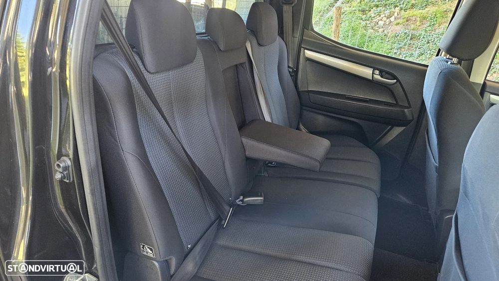 Isuzu D-Max 4x4 Cabine Dupla Custom - 29
