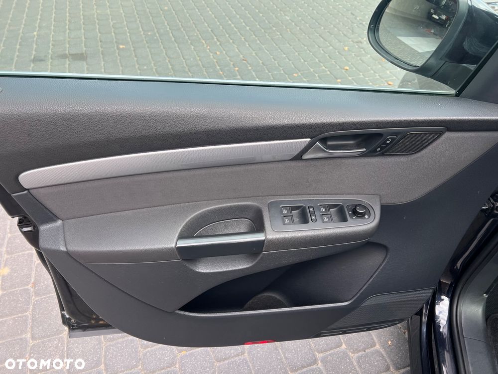 Volkswagen Sharan - 15
