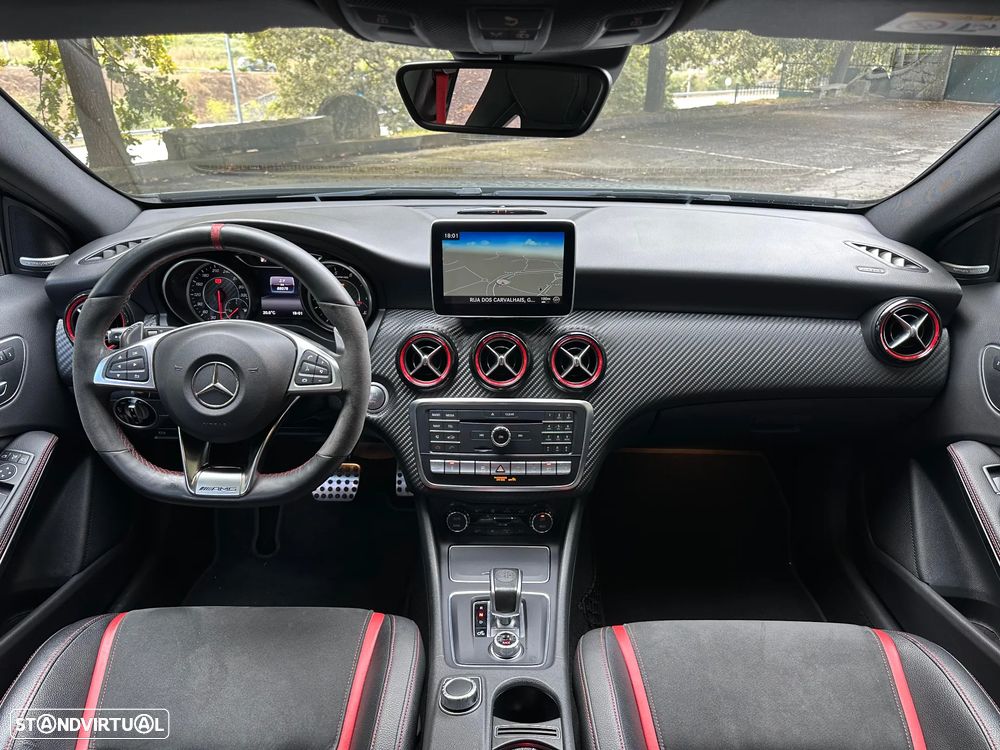 Mercedes-Benz A 45 AMG - 10
